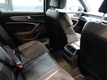 AUDI A6 SALOON 2.0 TDI 40 Black Edition Saloon 4dr Diesel S Tronic Euro 6 (s/s)