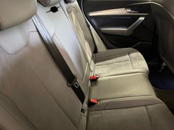 AUDI Q5 2.0 TFSI S line SUV 5dr Petrol S Tronic quattro Euro 6 (s/s) (25