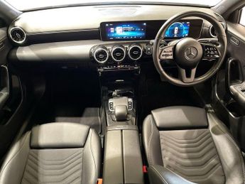 MERCEDES-BENZ A-CLASS 1.5 A180d SE (Executive) Hatchback 5dr Diesel 7G-DCT Euro 6 (s/s