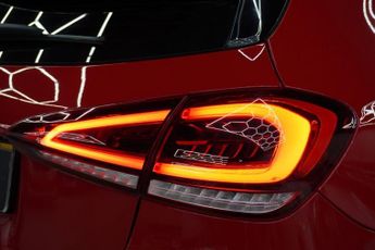 MERCEDES-BENZ A-CLASS 1.5 A180d AMG Line (Premium) Hatchback 5dr Diesel 7G-DCT Euro 6 