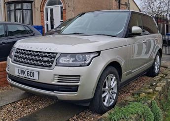 Land Rover Range Rover 3.0 TD V6 Vogue SUV 5dr Diesel Auto 4WD Euro 5 (s/s) (258 ps)