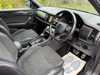 SKODA KODIAQ 2.0 TDI SportLine SUV 5dr Diesel DSG 4WD Euro 6 (s/s) (7 Seat) (