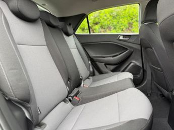 HYUNDAI I20 1.0 T-GDi SE Hatchback 5dr Petrol DCT Euro 6 (s/s) (100 ps)