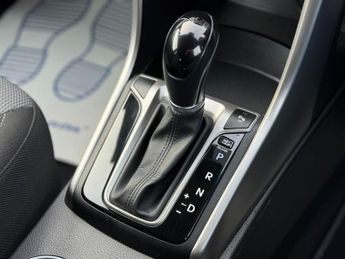 HYUNDAI I30 1.6 SE Nav Hatchback 5dr Petrol Auto Euro 6 (120 ps)