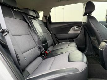 KIA NIRO 64kWh 2 SUV 5dr Electric Auto (201 bhp)