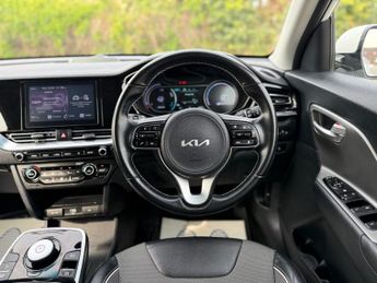 KIA NIRO 64kWh 2 SUV 5dr Electric Auto (201 bhp)