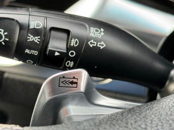 KIA NIRO 64kWh 2 SUV 5dr Electric Auto (201 bhp)