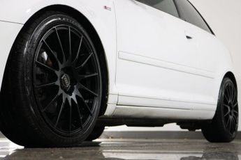 AUDI A3 2.0 TDI Black Edition Hatchback 3dr Diesel S Tronic Euro 5 (s/s)