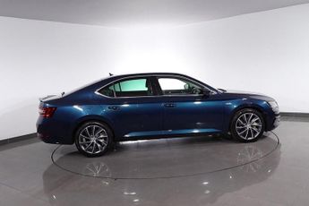 SKODA SUPERB 2.0 TDI Laurin & Klement Hatchback 5dr Diesel DSG Auto 6Spd Euro