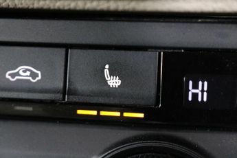 SKODA SUPERB 2.0 TDI Laurin & Klement Hatchback 5dr Diesel DSG Auto 6Spd Euro