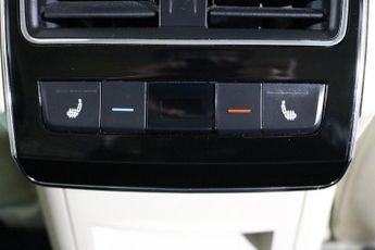 SKODA SUPERB 2.0 TDI Laurin & Klement Hatchback 5dr Diesel DSG Auto 6Spd Euro