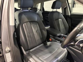 AUDI E-TRON 50 Technik SUV 5dr Electric Auto quattro 71.2kWh (11kW Charger) 