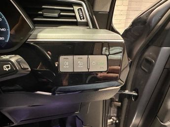 AUDI E-TRON 50 Technik SUV 5dr Electric Auto quattro 71.2kWh (11kW Charger) 