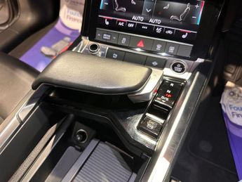 AUDI E-TRON 50 Technik SUV 5dr Electric Auto quattro 71.2kWh (11kW Charger) 