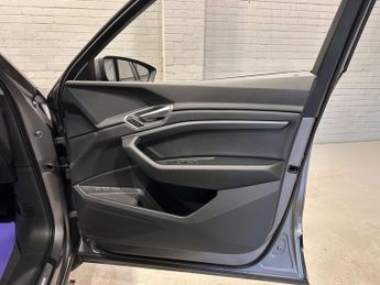 AUDI E-TRON 50 Technik SUV 5dr Electric Auto quattro 71.2kWh (11kW Charger) 