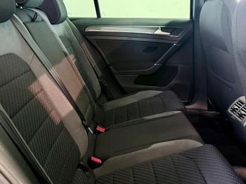 VOLKSWAGEN GOLF 1.5 TSI EVO GPF R-Line Hatchback 5dr Petrol DSG Euro 6 (s/s) (15