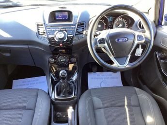 FORD FIESTA 1.5 TDCi ECOnetic Titanium Hatchback 5dr Diesel Manual Euro 6 (s