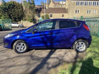 FORD FIESTA 1.5 TDCi ECOnetic Titanium Hatchback 5dr Diesel Manual Euro 6 (s