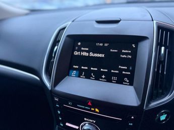 FORD EDGE 2.0 TDCi Titanium SUV 5dr Diesel Powershift AWD Euro 6 (s/s) (21