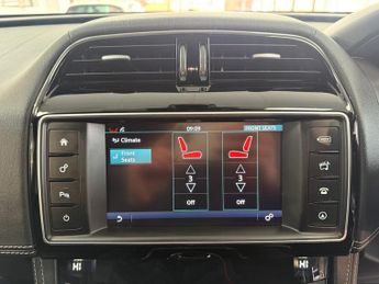 JAGUAR F-PACE 2.0 D180 R-Sport SUV 5dr Diesel Auto AWD Euro 6 (s/s) (180 ps)