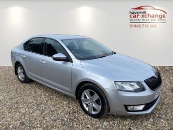 Skoda Octavia 1.6 TDI SE Hatchback 5dr Diesel DSG Euro 5 (s/s) (105 ps)