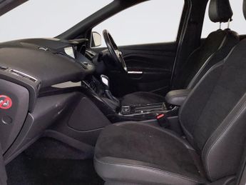 FORD KUGA 2.0 TDCi ST-Line X SUV 5dr Diesel Powershift AWD Euro 6 (s/s) (1