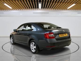 SKODA OCTAVIA 1.5 TSI ACT SE Technology Hatchback 5dr Petrol DSG Euro 6 (s/s) 