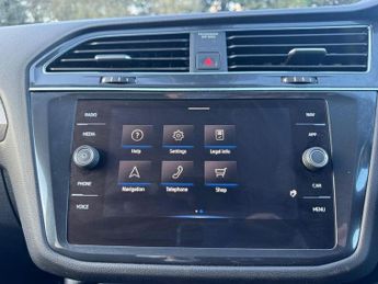 VOLKSWAGEN TIGUAN ALLSPACE 1.5 TSI Life SUV 5dr Petrol DSG Euro 6 (s/s) (150 ps)