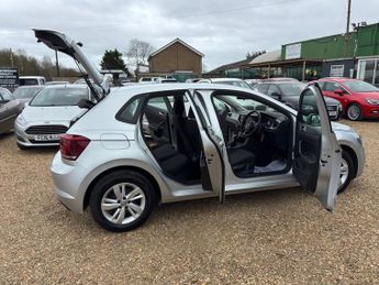 VOLKSWAGEN POLO 1.0 TSI SE Hatchback 5dr Petrol DSG Euro 6 (s/s) (95 ps)