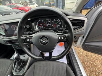 VOLKSWAGEN POLO 1.0 TSI SE Hatchback 5dr Petrol DSG Euro 6 (s/s) (95 ps)
