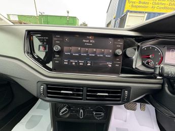 VOLKSWAGEN POLO 1.0 TSI SE Hatchback 5dr Petrol DSG Euro 6 (s/s) (95 ps)