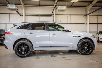 JAGUAR F-PACE 2.0 D180 R-Sport SUV 5dr Diesel Auto AWD Euro 6 (s/s) (180 ps)