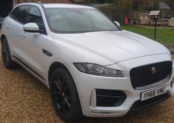 JAGUAR F-PACE 2.0 D180 R-Sport SUV 5dr Diesel Auto AWD Euro 6 (s/s) (180 ps)