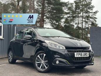 Peugeot 208 1.2 PureTech XS Lime Hatchback 5dr Petrol Manual Euro 6 (82 ps)