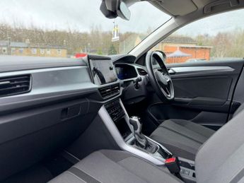 VOLKSWAGEN T-ROC 1.5 TSI Life SUV 5dr Petrol DSG Euro 6 (s/s) (150 ps)