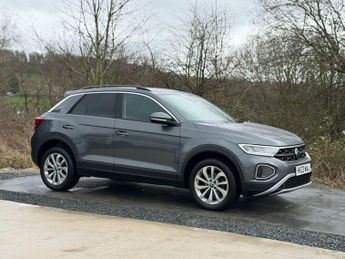 VOLKSWAGEN T-ROC 1.5 TSI Life SUV 5dr Petrol DSG Euro 6 (s/s) (150 ps)
