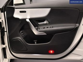 MERCEDES-BENZ CLA 1.3 CLA180 AMG Line Coupe 4dr Petrol 7G-DCT Euro 6 (s/s) (136 ps