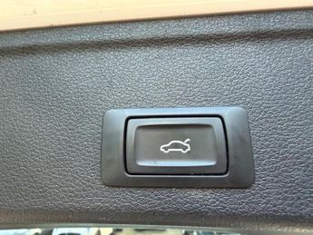 AUDI A4 AVANT 2.0 TDI 30 Technik Estate 5dr Diesel S Tronic Euro 6 (s/s) 