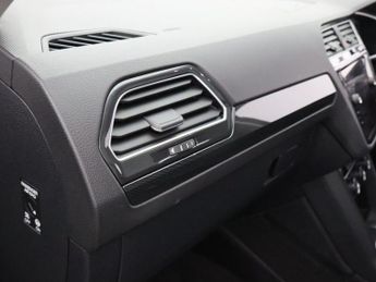 VOLKSWAGEN TIGUAN 2.0 TDI SEL SUV 5dr Diesel Manual Euro 6 (s/s) (150 ps)