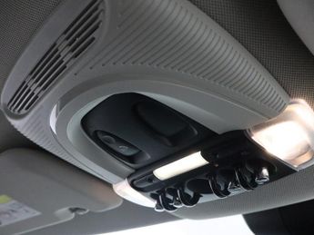 MINI COUNTRYMAN 1.5 7.6kWh Cooper SE SUV 5dr Petrol Plug-in Hybrid Auto ALL4 Eur