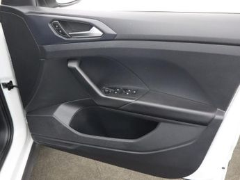 VOLKSWAGEN T-CROSS 1.0 TSI Black Edition SUV 5dr Petrol DSG Euro 6 (s/s) (110 ps)