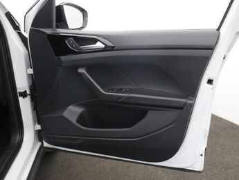 VOLKSWAGEN T-CROSS 1.0 TSI Black Edition SUV 5dr Petrol Manual Euro 6 (s/s) (110 ps