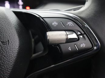 SKODA ENYAQ IV 82kWh 80 SUV 5dr Electric Auto (204 ps)