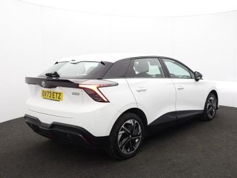 MG MG 4 64kWh SE Long Range Hatchback 5dr Electric Auto (203 ps)