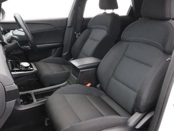 MG MG 4 64kWh SE Long Range Hatchback 5dr Electric Auto (203 ps)