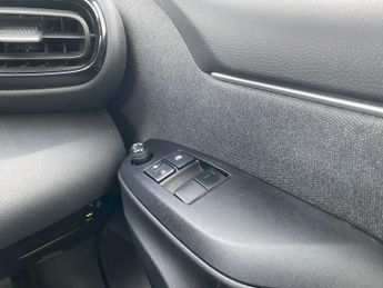 TOYOTA YARIS 1.5 VVT-H ICON HATCHBACK 5DR PETROL HYBRID E-CVT 115BHP. EURO 6.