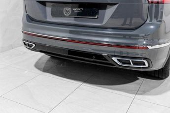 VOLKSWAGEN TIGUAN 1.5 TSI R-Line SUV 5dr Petrol DSG Euro 6 (s/s) (150 ps)