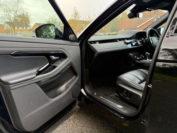 LAND ROVER RANGE ROVER EVOQUE 2.0 D150 R-Dynamic SE SUV 5dr Diesel Auto 4WD Euro 6 (s/s) (150 