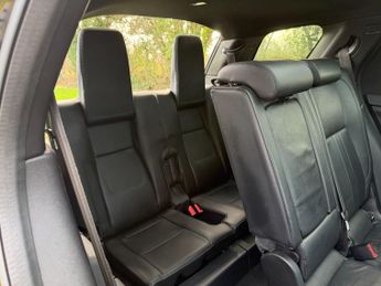 LAND ROVER DISCOVERY SPORT 2.0 TD4 Landmark SUV 5dr Diesel Auto 4WD Euro 6 (s/s) (180 ps)