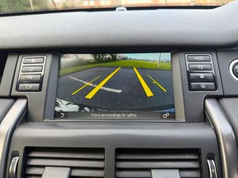 LAND ROVER DISCOVERY SPORT 2.0 TD4 Landmark SUV 5dr Diesel Auto 4WD Euro 6 (s/s) (180 ps)